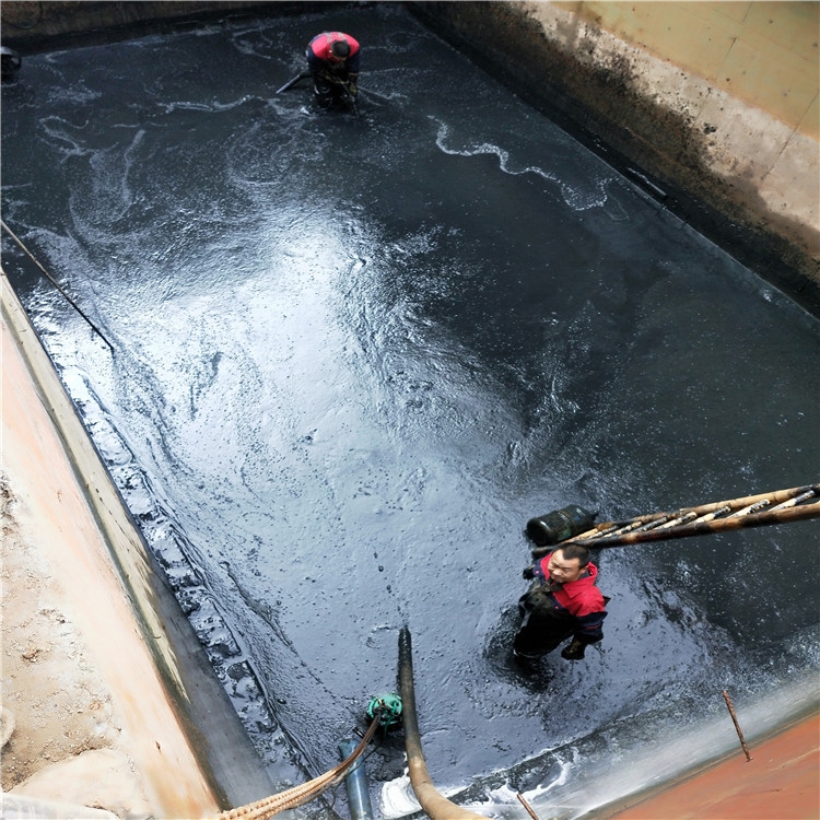 龙沙废水池清理