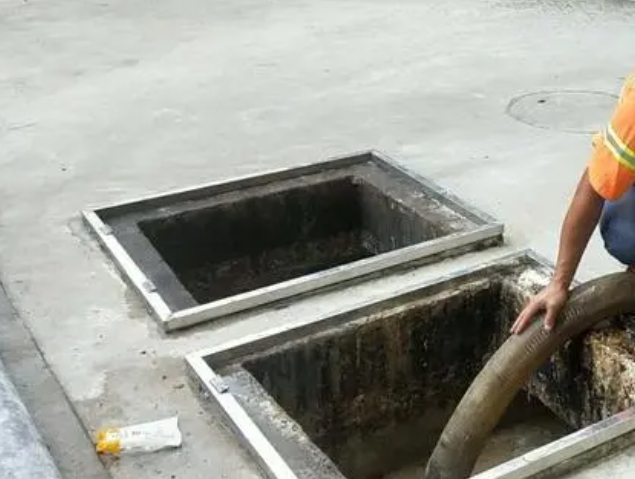 龙沙化粪池清理